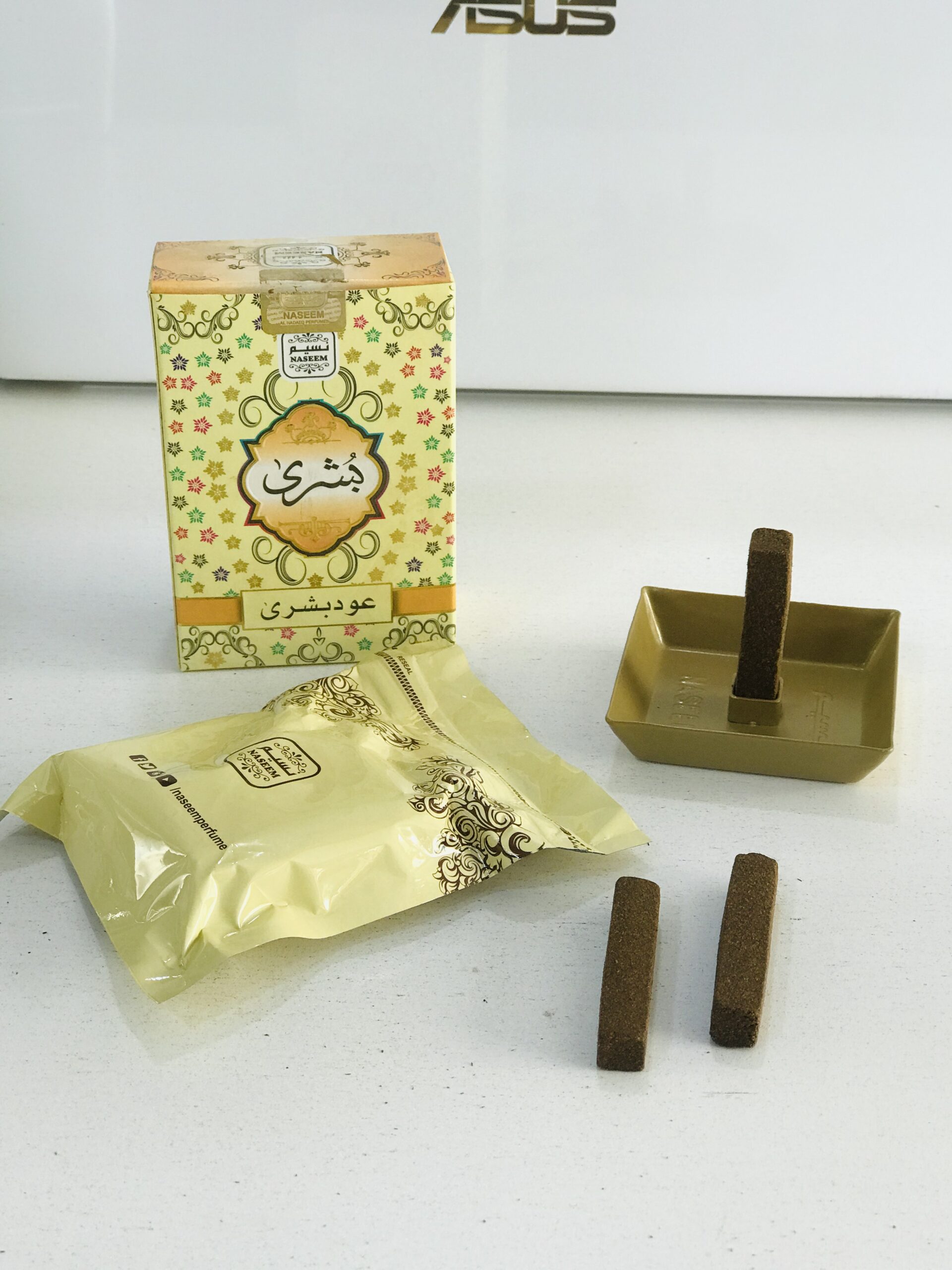 Thiouraye stick bouchra